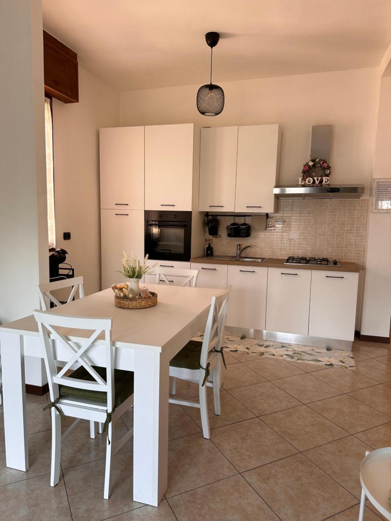 Little house Lezzeno Appartement Buitenkant foto